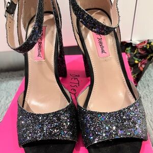 Betsey Johnson Glissten Black Glitter Heels Size 7.5 Prom Cocktail Party